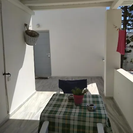 Kiki's Huge Balcony Dream *